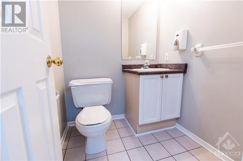 13 Banchory Crescent, Ottawa, ON - Indoor Photo Showing Bathroom