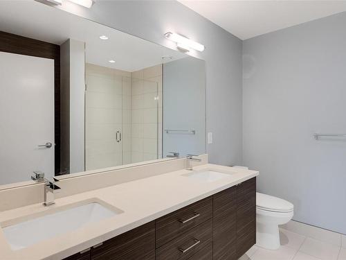 406-300 Belmont Rd, Colwood, BC - Indoor Photo Showing Bathroom