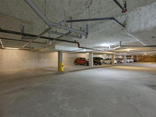 406-300 Belmont Rd, Colwood, BC - Indoor Photo Showing Garage