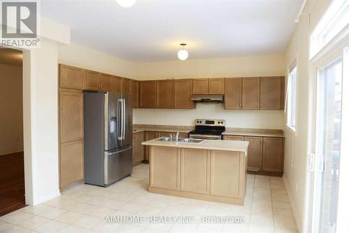 454 Harkin Place, Milton, ON - Indoor Photo Showing Kitchen With Double Sink