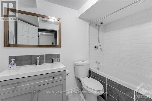 6356 Renaud Road, Ottawa, ON - Indoor Photo Showing Bathroom