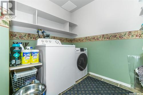 1 410 Keevil Crescent, Saskatoon, SK - Indoor Photo Showing Laundry Room