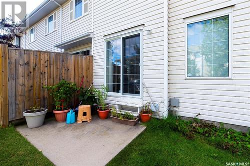 1 410 Keevil Crescent, Saskatoon, SK - Outdoor With Exterior