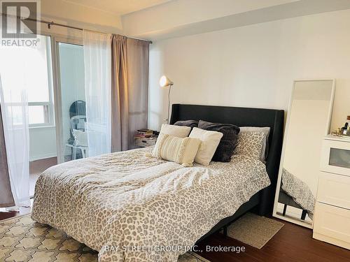 Ph201 - 35 Empress Avenue, Toronto, ON - Indoor Photo Showing Bedroom