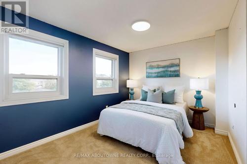 1534 Heritage Way, Oakville, ON - Indoor Photo Showing Bedroom