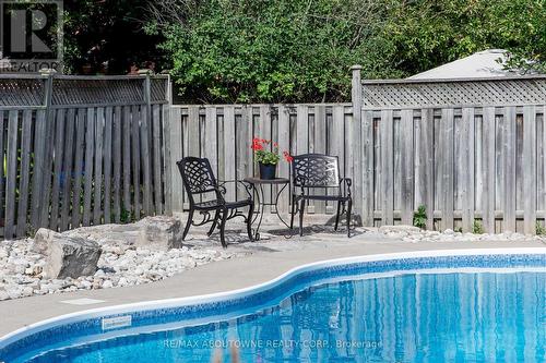 1534 Heritage Way, Oakville, ON - Outdoor With In Ground Pool With Deck Patio Veranda