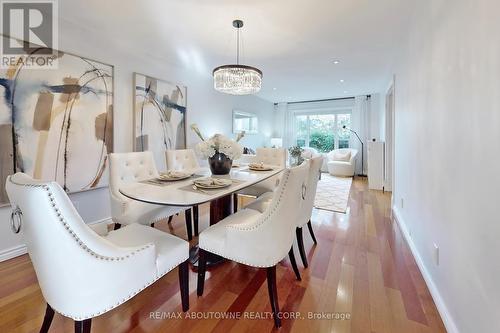 1534 Heritage Way, Oakville, ON - Indoor Photo Showing Dining Room