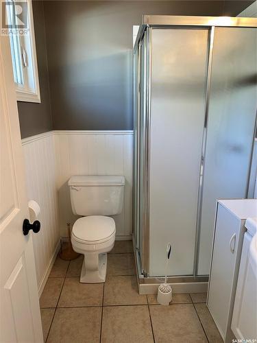 761 Powley Street, Swift Current, SK - Indoor Photo Showing Bathroom