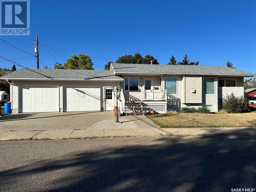 761 Powley Street, Swift Current, SK - Outdoor With Deck Patio Veranda