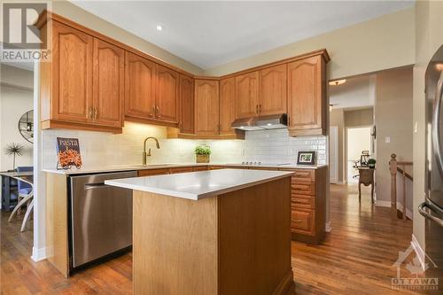 29 Cinnabar Way, Ottawa, ON - Indoor Photo Showing Kitchen With Stainless Steel Kitchen