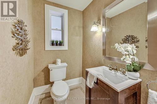 22 Hewitt Avenue, Toronto, ON - Indoor Photo Showing Bathroom