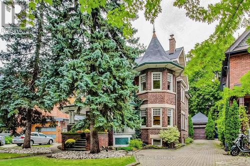 22 Hewitt Avenue, Toronto, ON - Outdoor