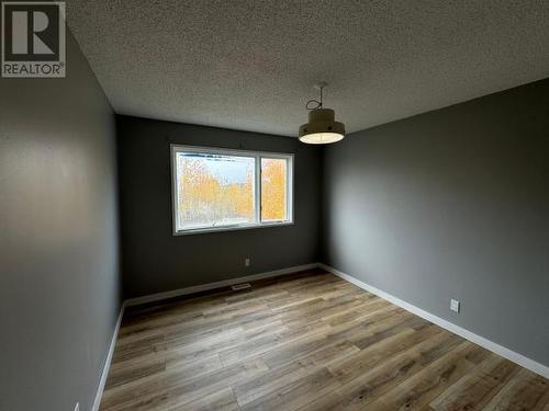 620 Yates Crescent, Faro, YT - Indoor Photo Showing Other Room