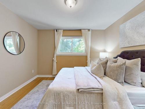 46 Sandbourne Cres, Toronto, ON - Indoor Photo Showing Bedroom