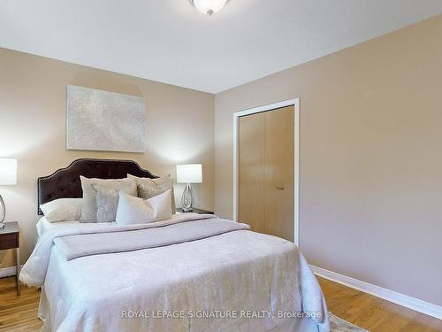 46 Sandbourne Cres, Toronto, ON - Indoor Photo Showing Bedroom