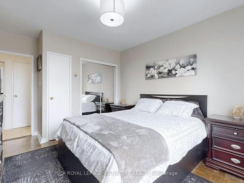 205-219 Wilson Ave, Toronto, ON - Indoor Photo Showing Bedroom