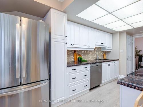 808A-280 Simcoe St, Toronto, ON - Indoor Photo Showing Kitchen With Stainless Steel Kitchen