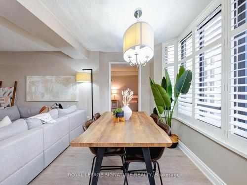 808A-280 Simcoe St, Toronto, ON - Indoor Photo Showing Dining Room