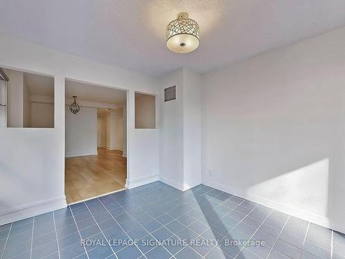 1704-50 Lombard St, Toronto, ON - Indoor Photo Showing Other Room