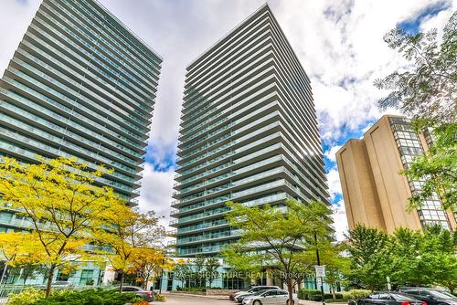 210-5500 Yonge St, Toronto, ON - Outdoor With Facade