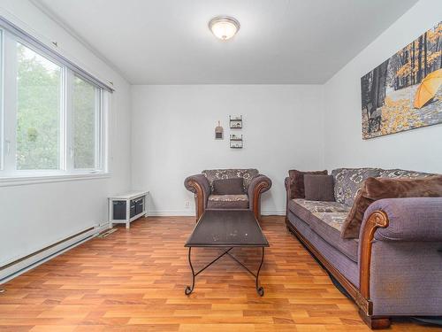 Living room - 447  - 451 Rue Hébert, Mont-Laurier, QC - Indoor Photo Showing Living Room