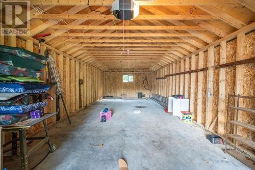 32552 Highway 17 Highway, Laurentian Hills, ON - Indoor Photo Showing Other Room