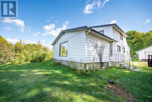 32552 Highway 17, Laurentian Hills, ON - Outdoor