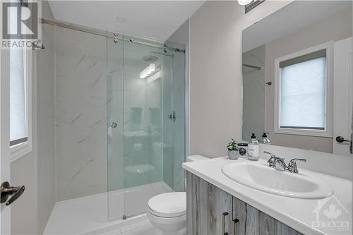 197 Equitation Circle, Ottawa, ON - Indoor Photo Showing Bathroom