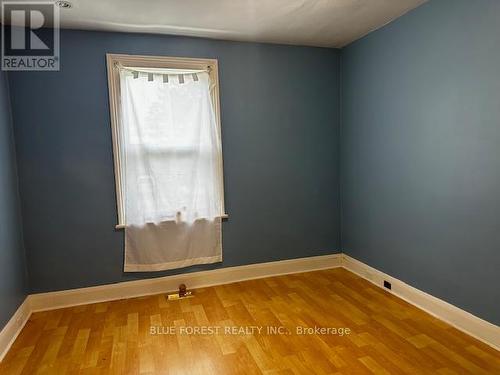 Side Bedroom - Front - 610 Commissioners Road E, London, ON - Indoor Photo Showing Other Room