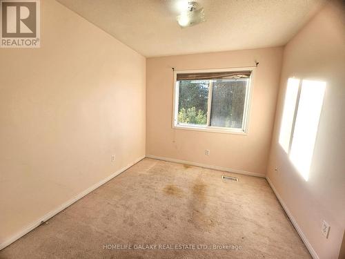 6 Bon Echo Court, Toronto, ON - Indoor Photo Showing Other Room