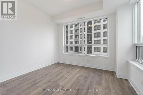 1210 - 30 Elm Drive, Mississauga, ON - Indoor Photo Showing Other Room