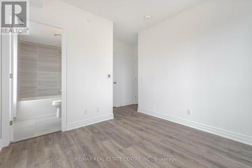 1210 - 30 Elm Drive, Mississauga, ON - Indoor Photo Showing Other Room