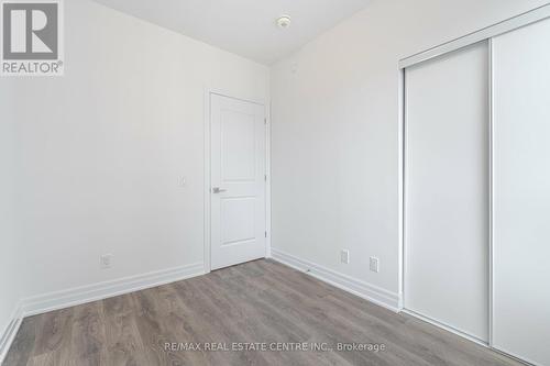 1210 - 30 Elm Drive, Mississauga, ON - Indoor Photo Showing Other Room