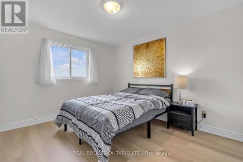 20 Rawling Crescent, Brampton, ON - Indoor Photo Showing Bedroom