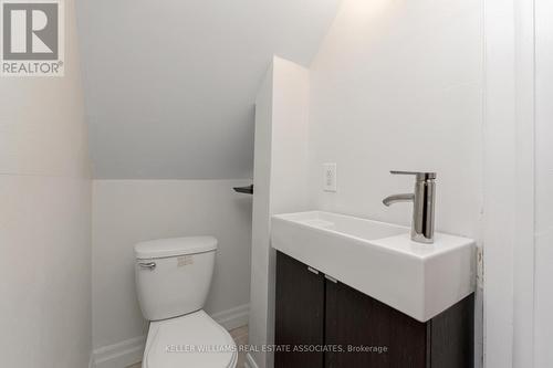 36 Raylawn Crescent, Halton Hills, ON - Indoor Photo Showing Bathroom