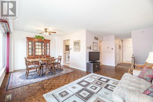 53 - 318 Laurier Avenue, Milton, ON - Indoor Photo Showing Living Room