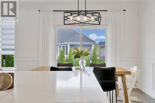 399 Brunmar, Lakeshore, ON - Indoor Photo Showing Dining Room