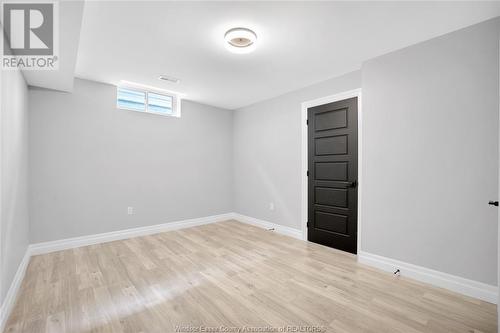 399 Brunmar, Lakeshore, ON - Indoor Photo Showing Other Room