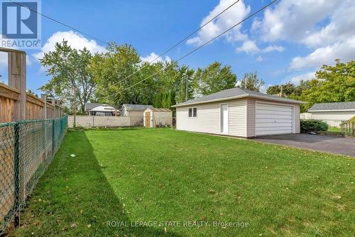 812 Tenth Avenue, Hamilton, ON - Outdoor