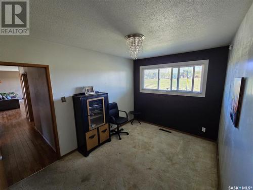 105 Howell Avenue, Saskatoon, SK - Indoor