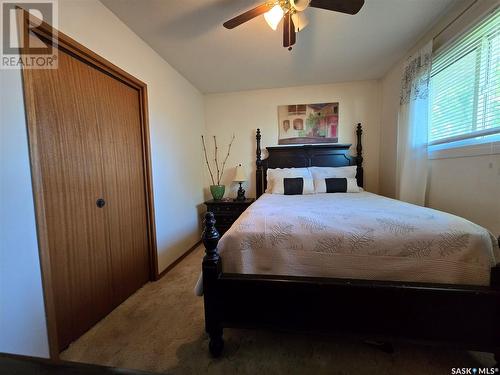 105 Howell Avenue, Saskatoon, SK - Indoor Photo Showing Bedroom