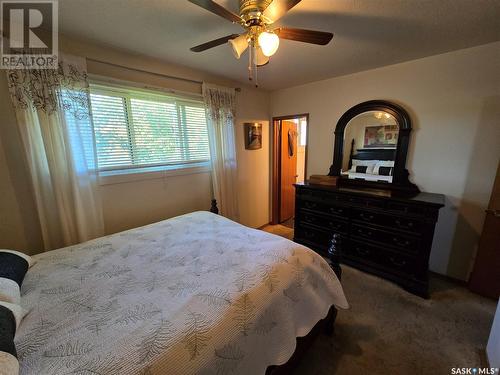 105 Howell Avenue, Saskatoon, SK - Indoor Photo Showing Bedroom