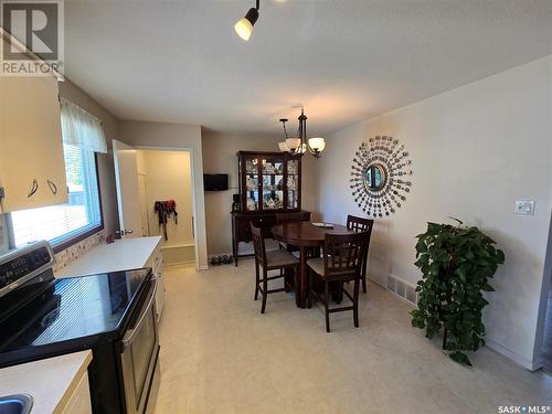 105 Howell Avenue, Saskatoon, SK - Indoor