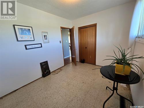 105 Howell Avenue, Saskatoon, SK - Indoor Photo Showing Other Room