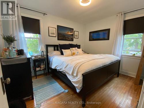 133 Lavinia Street, Fort Erie, ON - Indoor Photo Showing Bedroom