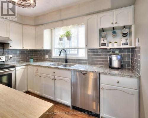 258 Keewatin Avenue, Kitchener, ON - Indoor Photo Showing Kitchen With Double Sink With Upgraded Kitchen