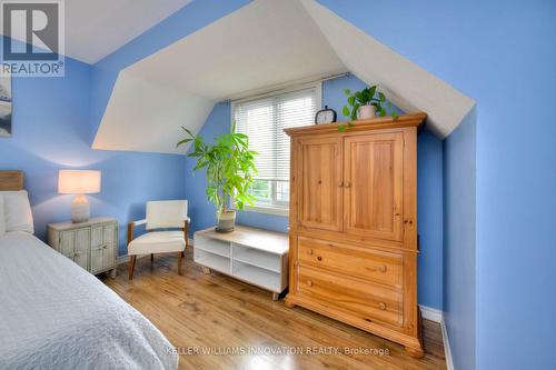 258 Keewatin Avenue, Kitchener, ON - Indoor Photo Showing Bedroom