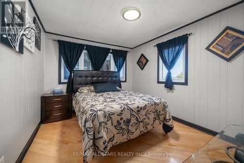 283 Snug Harbour Road, Kawartha Lakes, ON - Indoor Photo Showing Bedroom