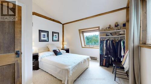 5 Shepherd Road, Whitby, ON - Indoor Photo Showing Bedroom