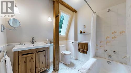 5 Shepherd Road, Whitby, ON - Indoor Photo Showing Bathroom